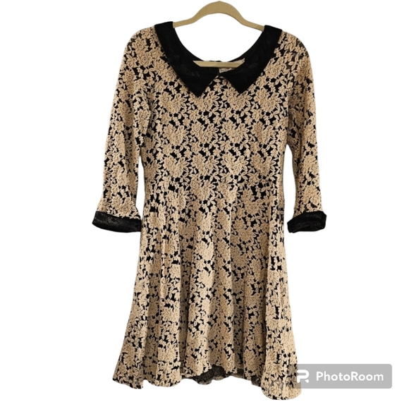Areve Dresses & Skirts - a'reve lace dress